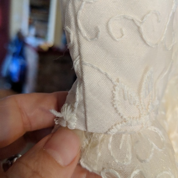 Chi chi London ivory lace fit and flare dress 14 - Picture 7 of 7